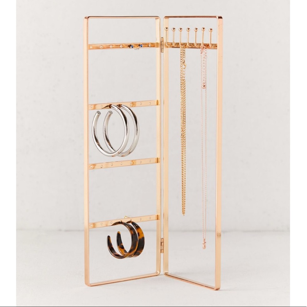 Laya Folding Jewelry Storage Stand